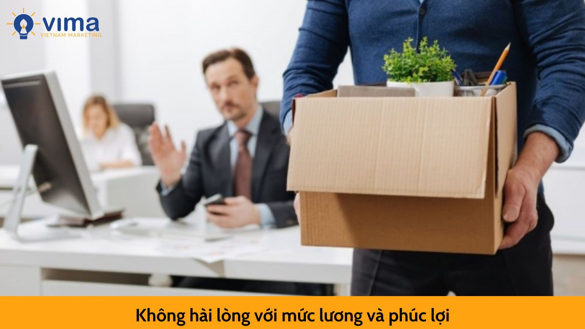 Không hài lòng với mức lương và phúc lợi